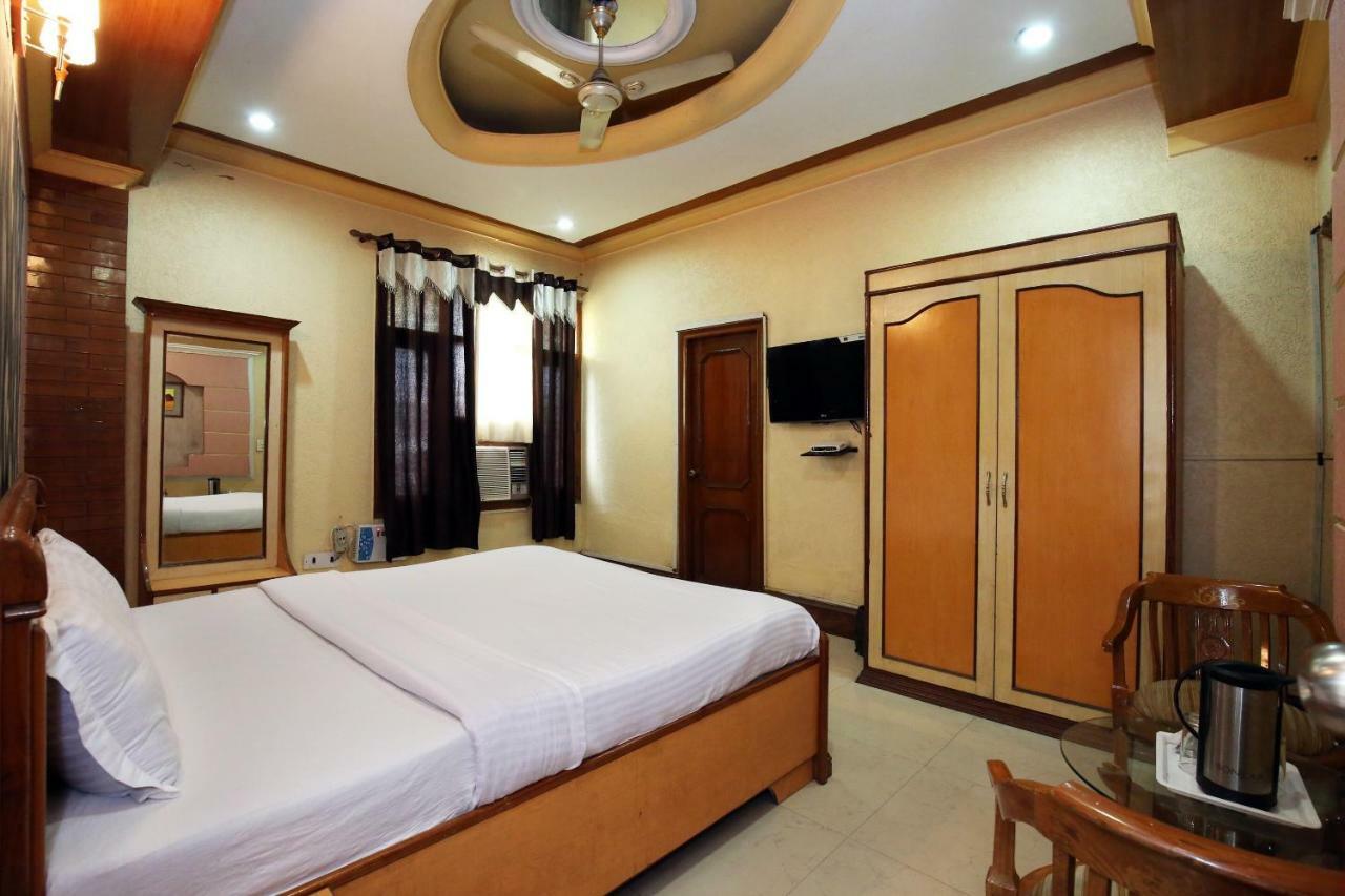 Capital O 10990 Hotel Gobind Regency Zirakpur 外观 照片