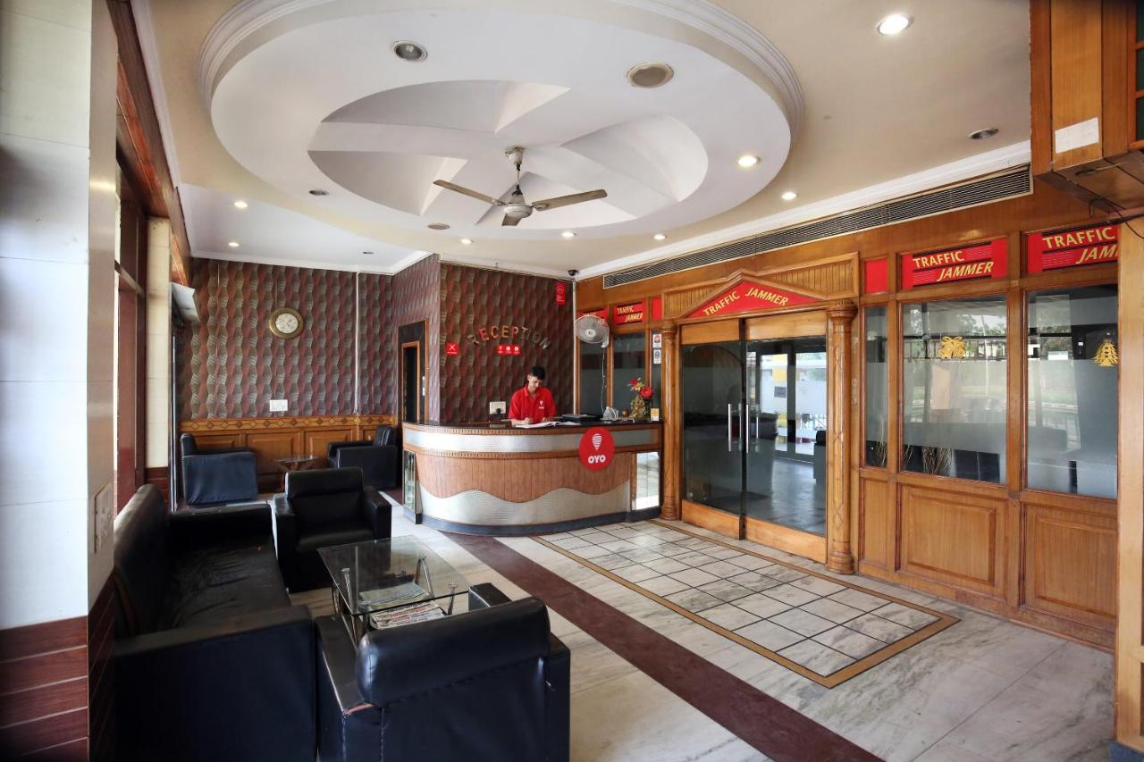 Capital O 10990 Hotel Gobind Regency Zirakpur 外观 照片